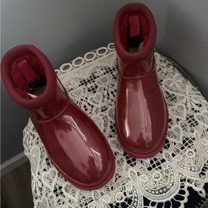 KOOLABURRA BY UGG KOOLA CLEAR BOOTS